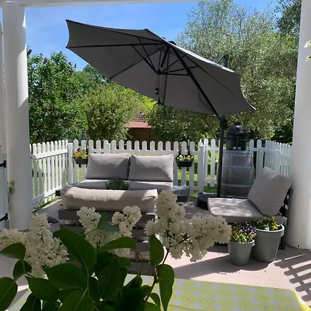 Brigitte Et Moi Nocleg ze śniadaniem 3*