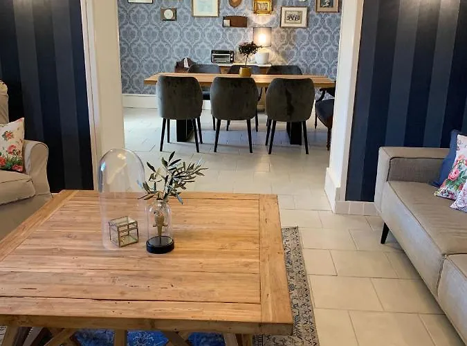 Brigitte Et Moi Nocleg ze śniadaniem 3*